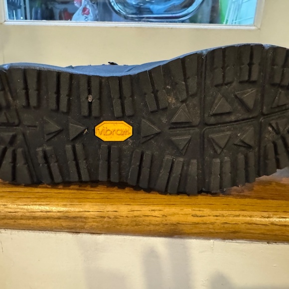 Danner Vertigo 917 Black Weatherproof Boot Women's 8 - Picture 6 of 7